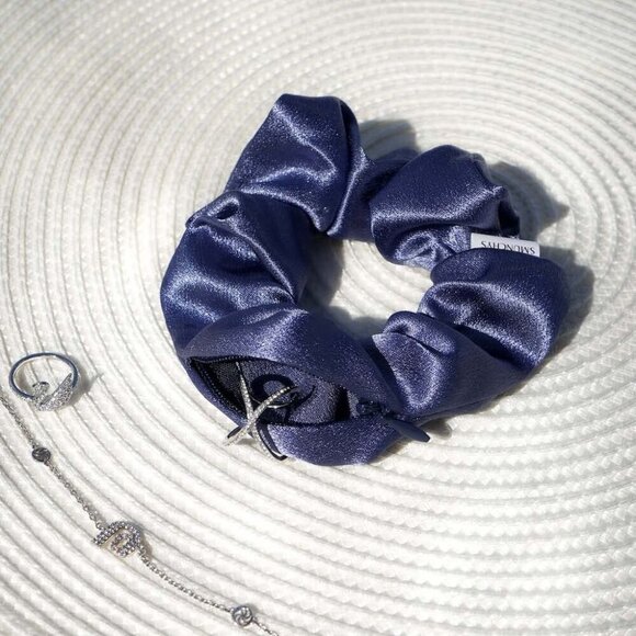 Satin Scrunchies 3 Pack with Hidden Zipper Pockets for Women All Hair Types main image 6